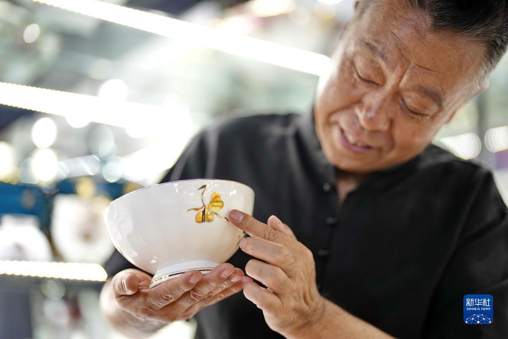 中福爆机前是红还是黑
